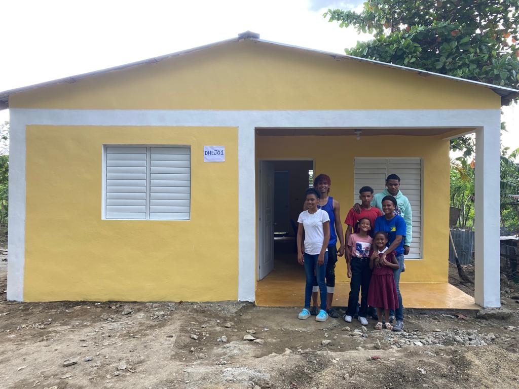 Entrega de vivienda digna