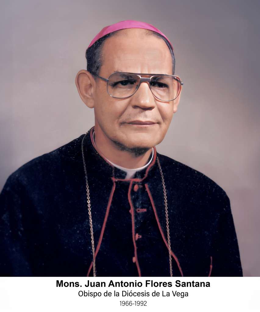 Fotografía Arzobispo Juan Antonio Flores Santana
